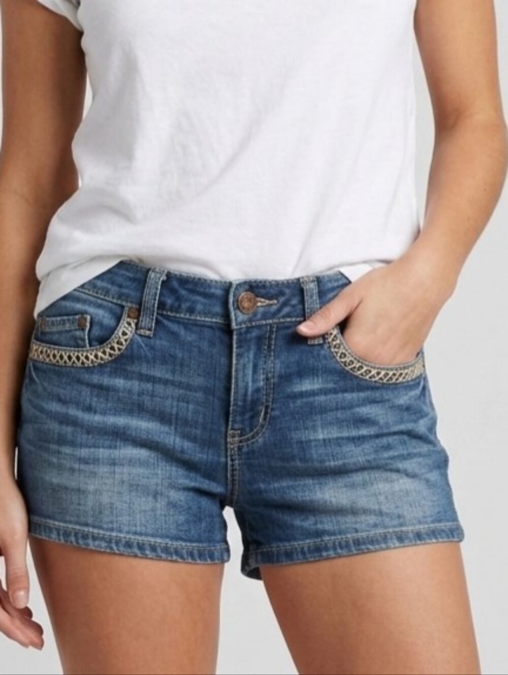 Maurices Blue Jean Shorts with Tan Stitching Size 9/10